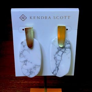 Kendra Scott Aragon Earrings - White Howlite